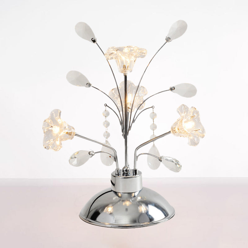 Lampada da tavolo ramificata per camera da letto Lampada da comodino cromata contemporanea a gocce di cristallo trasparente a 4 teste con paralume Lily