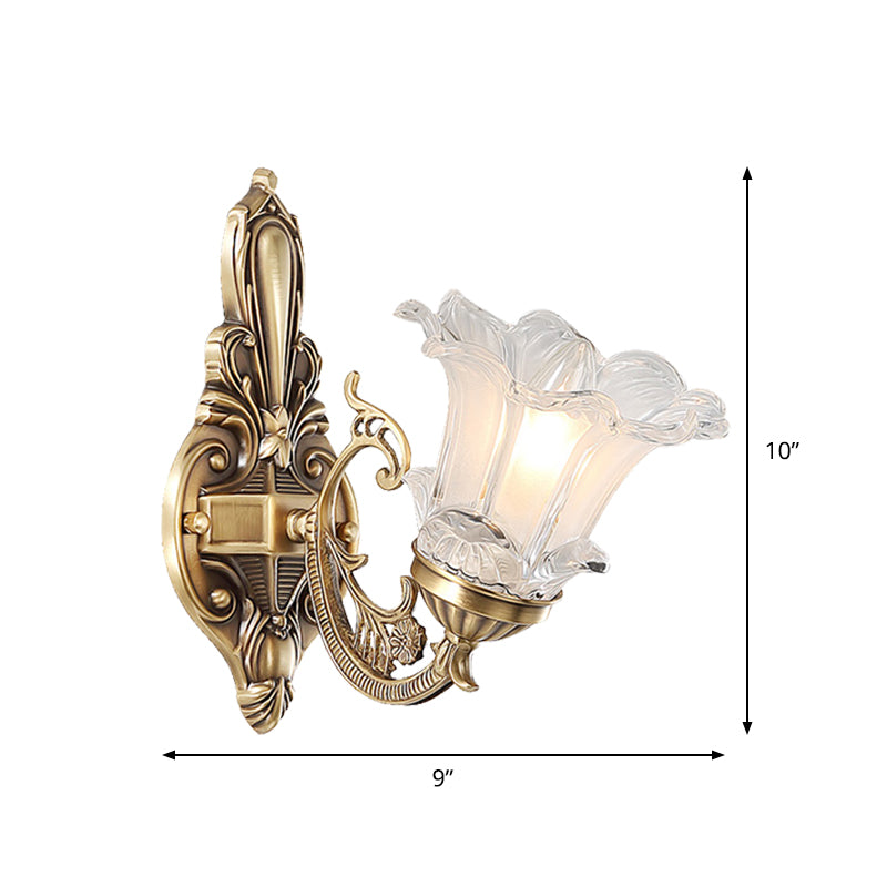1/2-Kopf-Blumenwand-Lampe Vintage Messing klarer Flutglas gebogene Armwandleuchte für Wohnzimmer