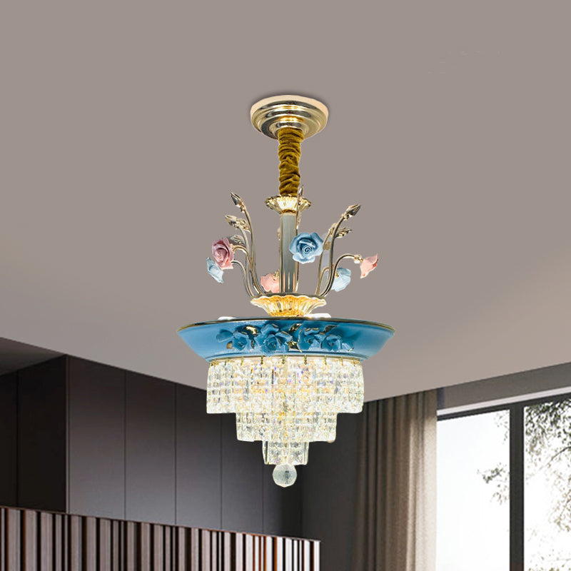 14 "/17" W Antiqued Letters Kroonluchter 2-licht gesneden kristaldruppel lamp met handgemaakte rozentrim in blauw/beige