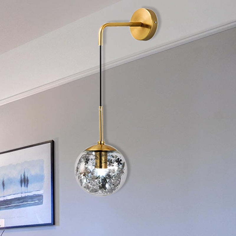Duidelijke glazen orb -schaduw Wandlicht met bloem deco doek winkel 1 licht moderne hangende wandlamp in zilver/goud