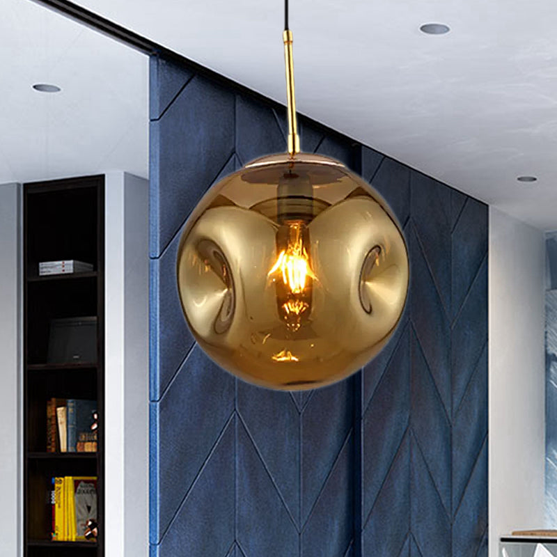 Pendre de style moderne 1 Bulbe Lumière avec une teinte en verre concave Silver / Red Global Hanging Lightture pour le restaurant