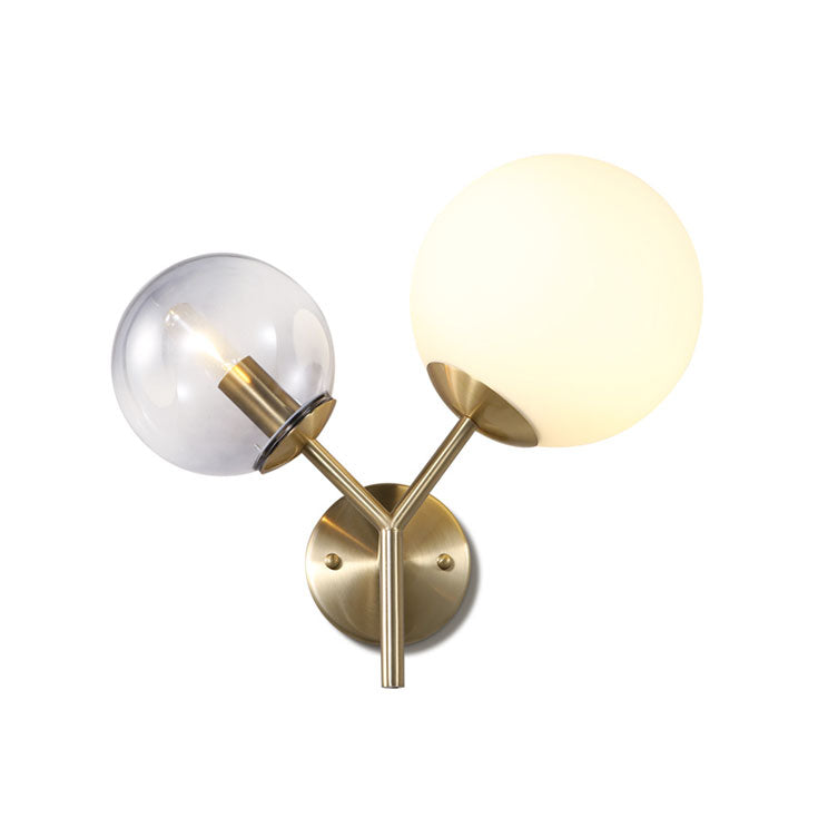 Moderne 2 lichten wandlamp met rook en witte glazen schaduw Gold Globe SCONCE LIMMUTER