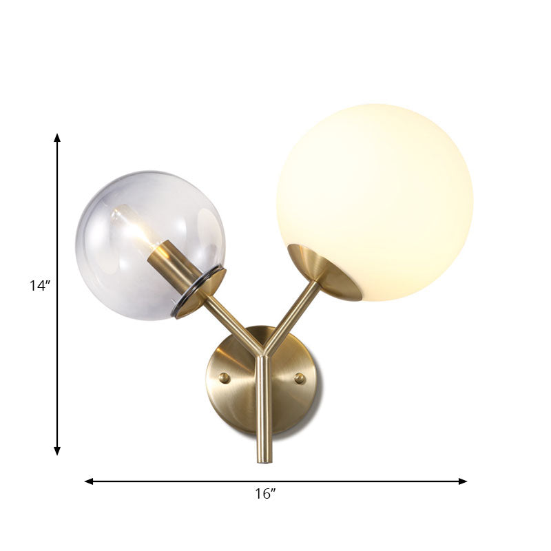 Moderne 2 lichten wandlamp met rook en witte glazen schaduw Gold Globe SCONCE LIMMUTER