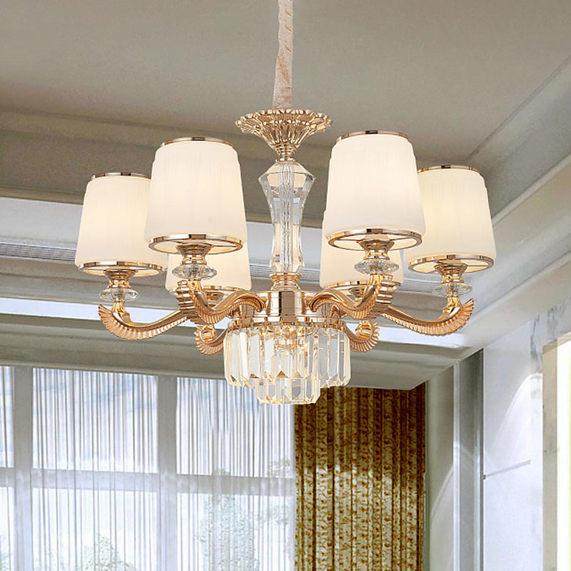 6/8-lichte plafond kroonluchter traditionele salon hangende lamp met taps toelopende melkglazen schaduw in goud