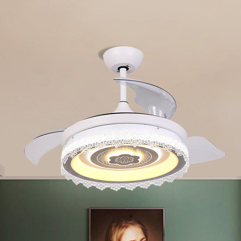 42 "W Circulaire semi -vlakke licht Modernistische acryl Wit 3 Blades LED Hangdoekventilator Lamp met bloemenbekleding