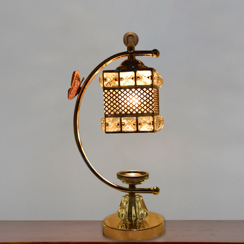 Cube / Fleur Shape Table Lampe modernisme incrusté de cristal 1 tête de chevet en or avec un bras incurvé