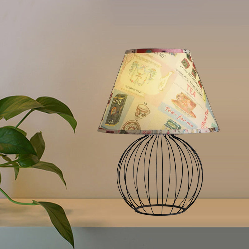 Éclairage de bureau de salon godet Tissu vintage 1 lumière Lumière de nuit noire avec base de cage orbe