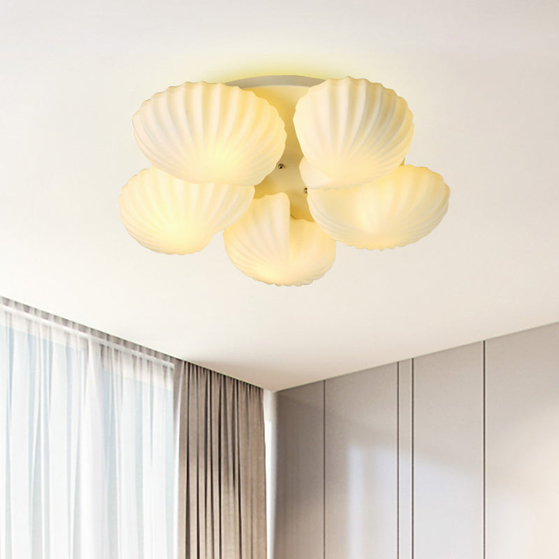 Lampada da soffitto contemporanea a 5 luci con illuminazione a semimontaggio in vetro bianco smerigliato