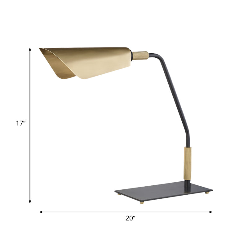 Roll Metal Study Light Colonialism 1 Bulbe Bedroom Night Table Lampe en or avec piédestal rectangle