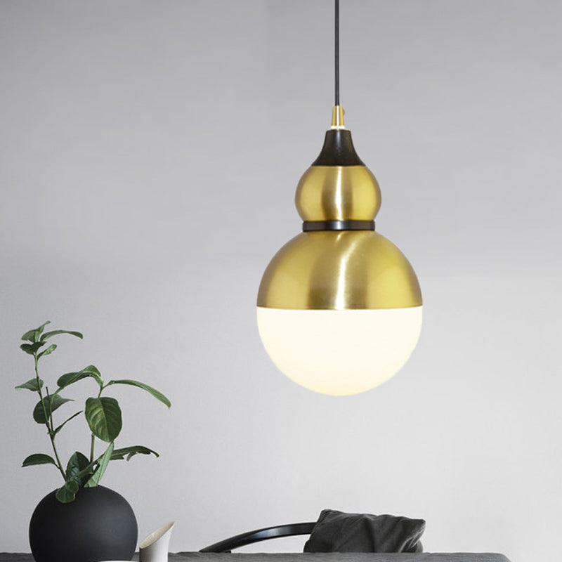 Schwarz/Messing -Kürbis -Form -Anhängerlampe Mitte des Jahrhunderts Metall 1 Licht -Pendel Licht mit Bodenweißglasdiffusor
