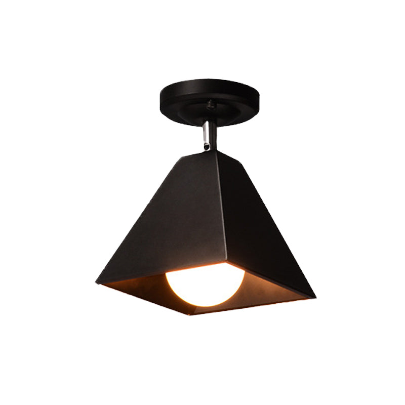 IJzeren Swivel Shade Pyramidal Plafond Lamp Industrial 1/2/3-Hoofd Lounge Semi Flush Mount Fixture in zwart/wit