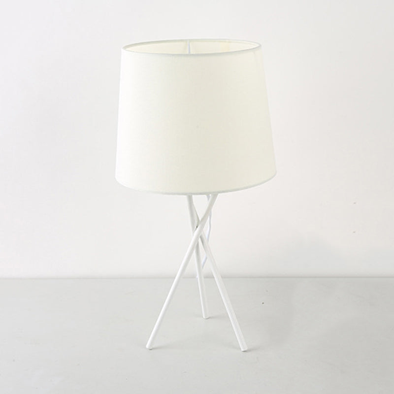 Drum Fabric Night Lighting minimalistische Neuheit 1-Licht Schwarz/Weiß-Tischlampe mit Kreuzbeindesign