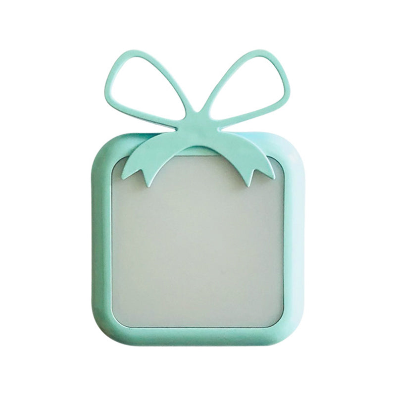 Luz de luz de detección de regalo Noche Ligera de plástico azul/rosa enchufe en la pared LED Iluminación para el dormitorio