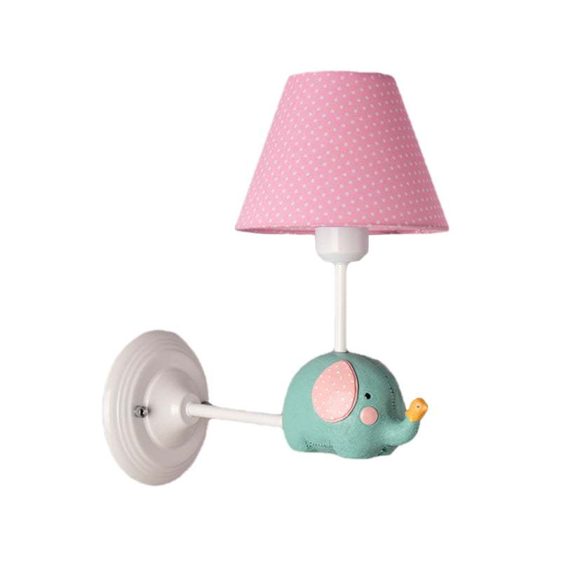 Ángulo recto Lámpara de pared de dormitorio infantil Iron de 1 linda lámpara de luz para niños con tono rosa/azul y linda decoración de elefantes