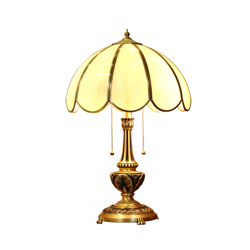 Gold 1-Bulb Nightstand Light Colonialist Beige Glass Scalloped Metal Table Lamp with Pull Chain