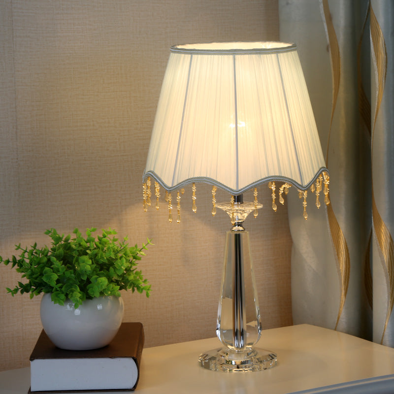 Rot/blau/grün/beige überbackener schatten schatten nachttisch lampe traditionelle Stoff 1 Kopf Schlafzimmer Kristalltisch Leuchte