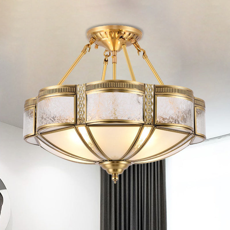 Éclairage de plafond traditionnel en fleurs, 14 "/ 18" de large, 3/4 ampoules, luminaire semi-encastré à motifs en verre givré, en laiton