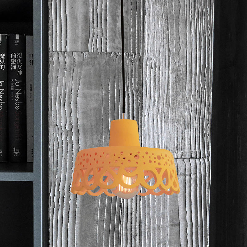 Iluminación colgante grabada en hormigón de estilo nórdico 1 luz colgante de gris claro/blanco/amarillo con tono geométrico/campana/acampanado