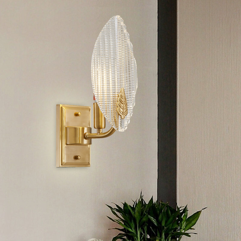 Brass 1/2-Bulb Sconce Light Vintage Clear Fluted Glass Leaf-Shaped Wall Lighting Idea