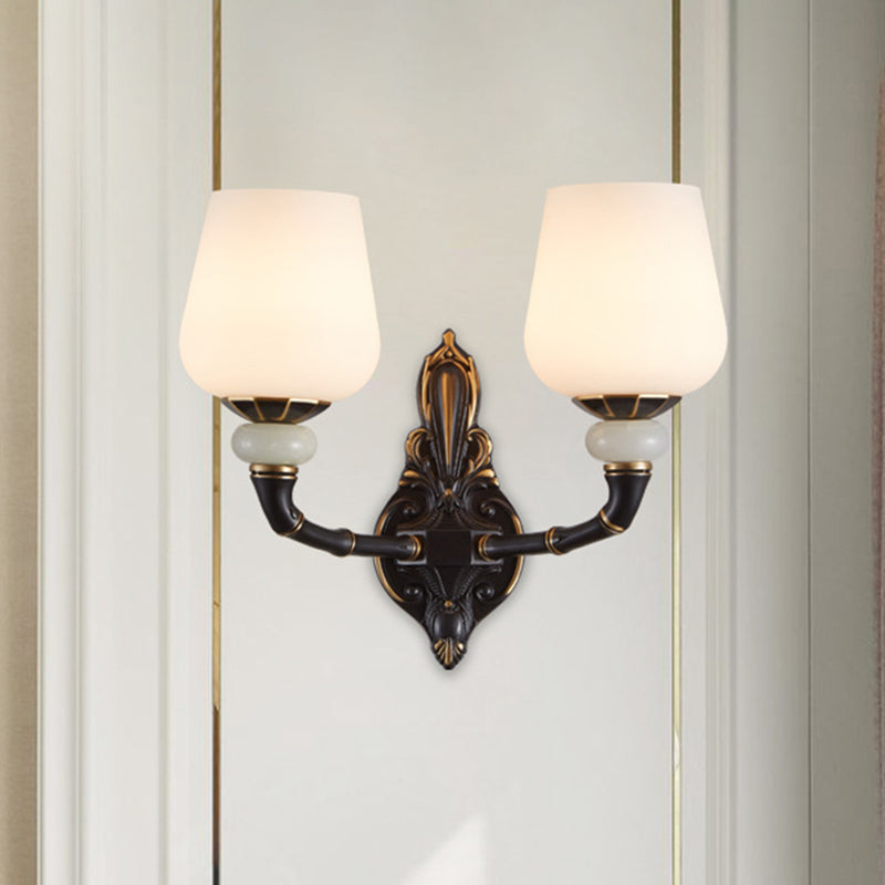 Lámpara de plataforma de cama con forma de taza de estilo retro de vidrio lechoso 1/2 bombas de la pared negra y dorada de montaje de montaje de pared