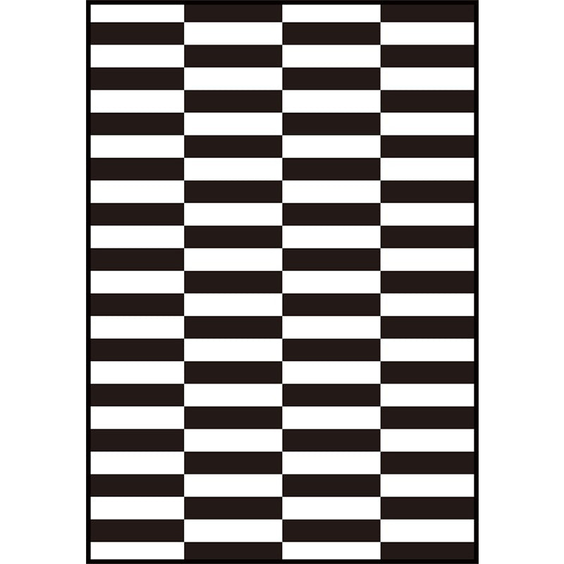 Contemporary Checked Pattern Rug Black and White Polyester Rug Machine Washable Non-Slip Area Rug for Bedroom