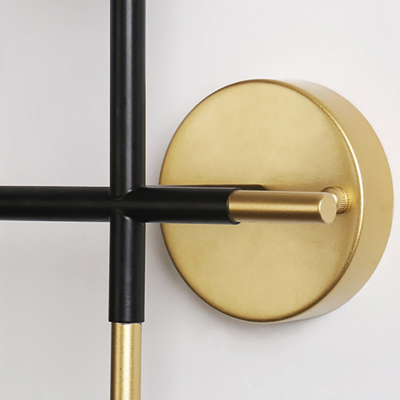 2-Bulb Milky Glass Sconce Lightture Modern Black Double Globe Salon Lampe murale avec conception de croix