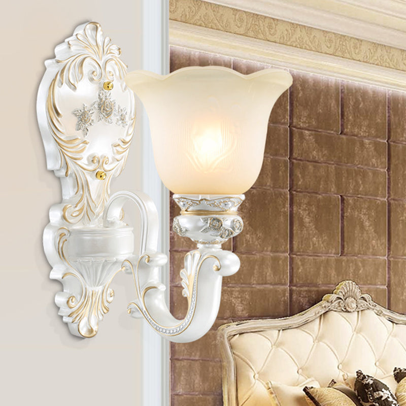 Cream Glass White Wall Light Floral 1/2-Head Cottage Wall Sconce Lighting with Swooping Arm