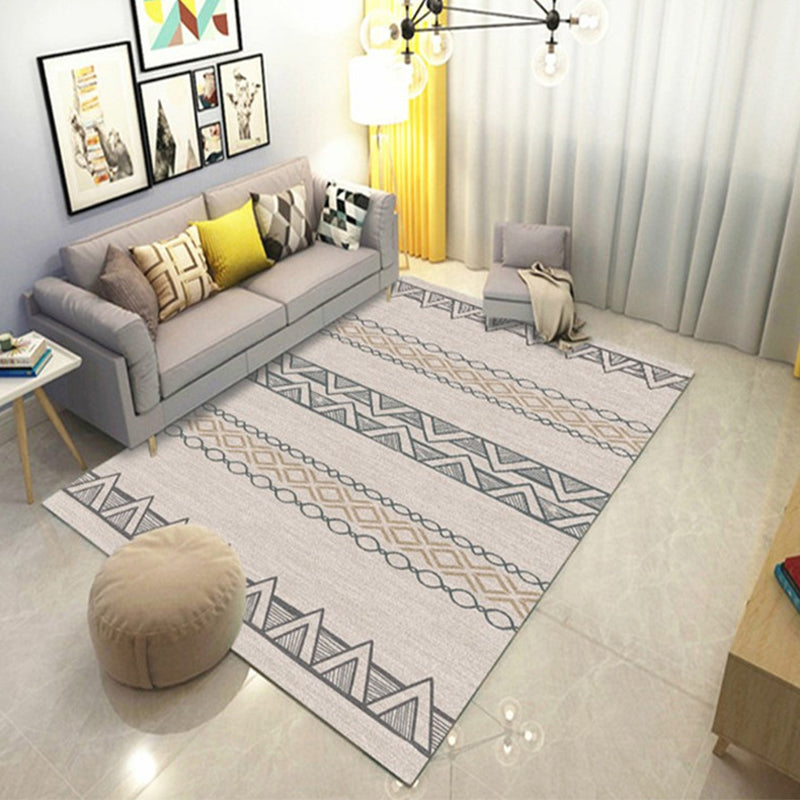 Americana Tribal Geometric Pattern Rug Black and Grey Polyester Rug Machine Washable Non-Slip Area Rug for Bedroom