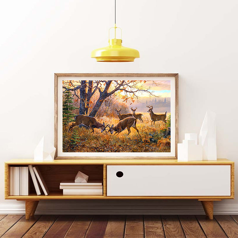 Decoración de pared de paisaje de tierra salvaje dorada con estampado artístico de lucha de ciervos de granja para comedor