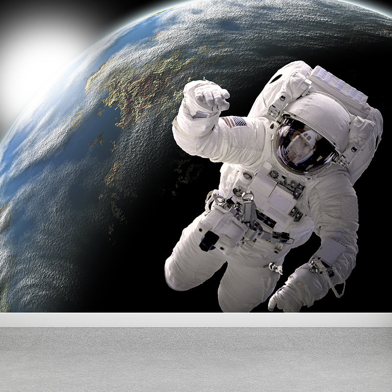 Non-Woven Decorative Wall Mural Sci-Fi Astronaut and Milky Way View Wall Covering