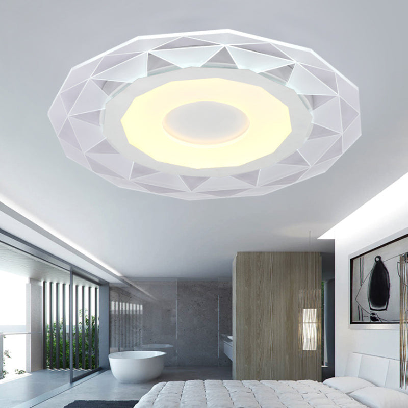 16.5"/20.5"/24.5" Wide LED Bedroom Flushmount with Polygon Acrylic Shade White Ceiling Light Fixture in Warm/White Light