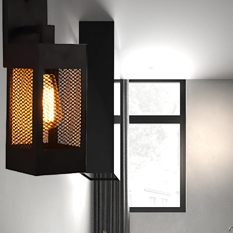 1 Light Sconce Lamp with Rectangle Mesh Metal Shade Vintage Style Indoor Wall Sconce Light in Black