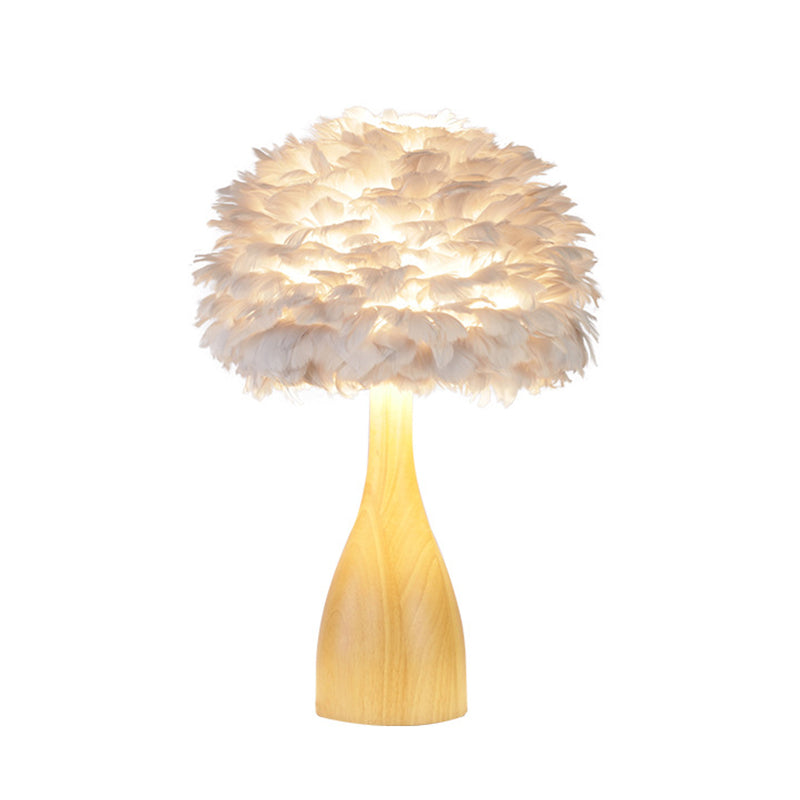 Lampada da comodino arrotondata per sala studio Lampada da scrivania minimalista a 1 testa con piuma con base in legno di bottiglia in bianco