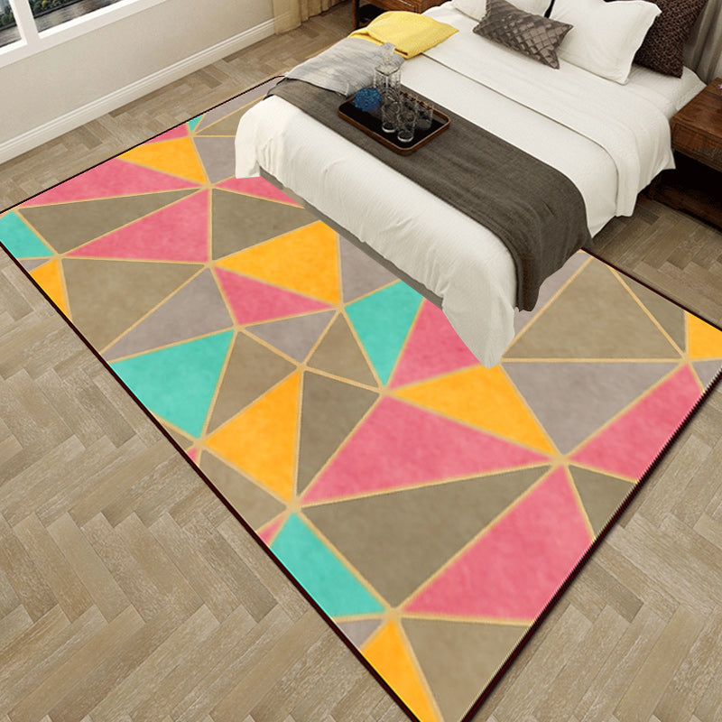 Brown Bedroom Rug Modern Color Block Triangle Pattern Area Rug Polyester Stain-Resistant Carpet