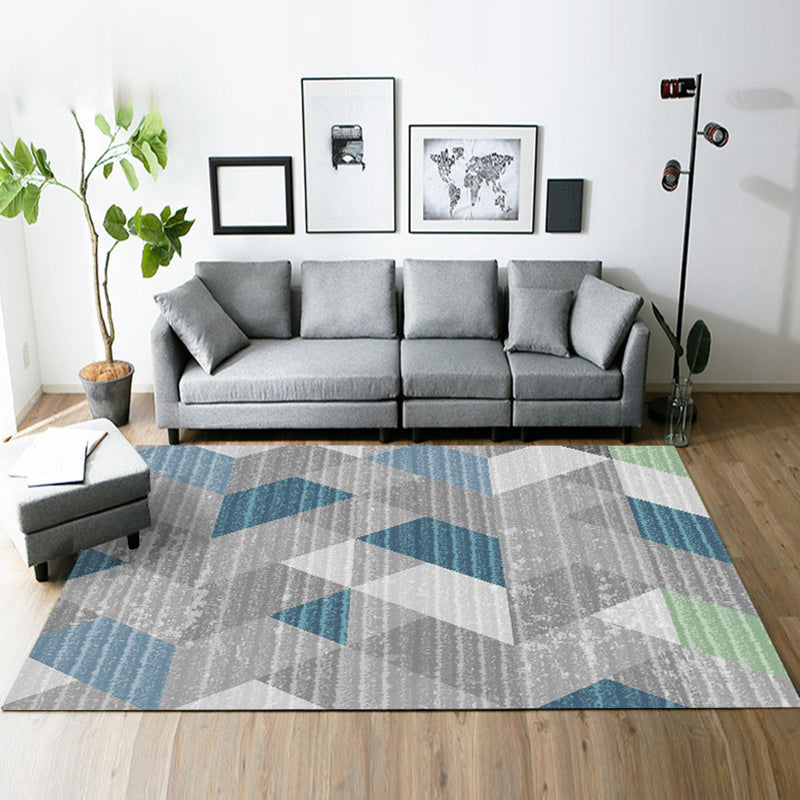 Modern Living Room Rug in Grey and Green Geometric Triangle Print Rug Polyester Pet Friendly Area Rug