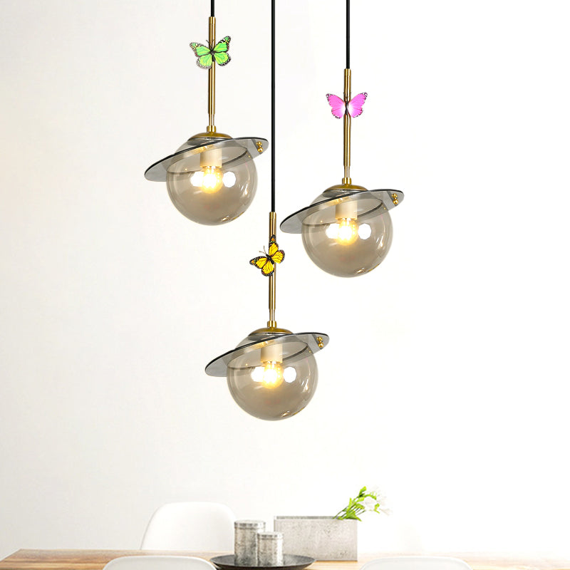 Opal Glass Global Hanging Light Cartoon 3-Bulb Wit/Duidelijke/rokerige hangersverlichting met ronde/lineaire luifel en Dragonfly Deco
