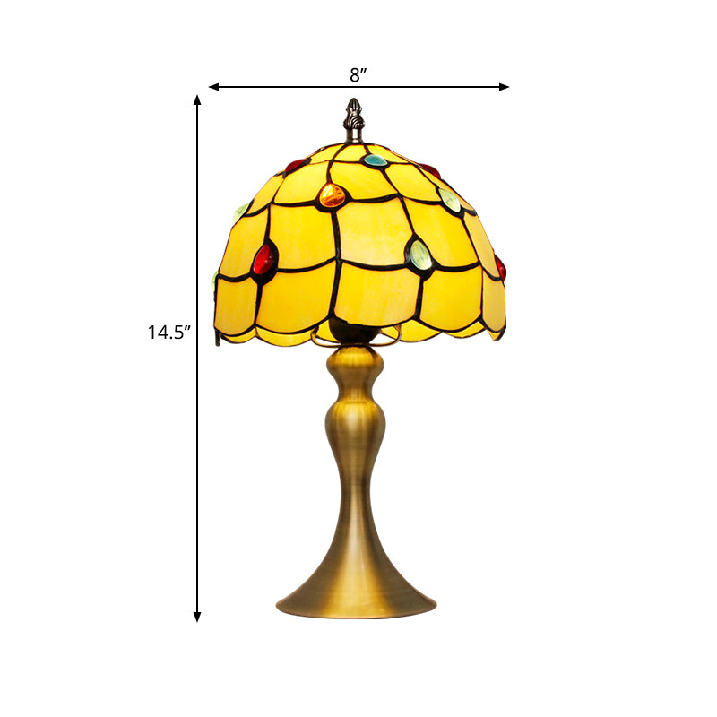 Lampe de table classique en verre coupé à la main à la main à la main à la main avec bijou déco en laiton