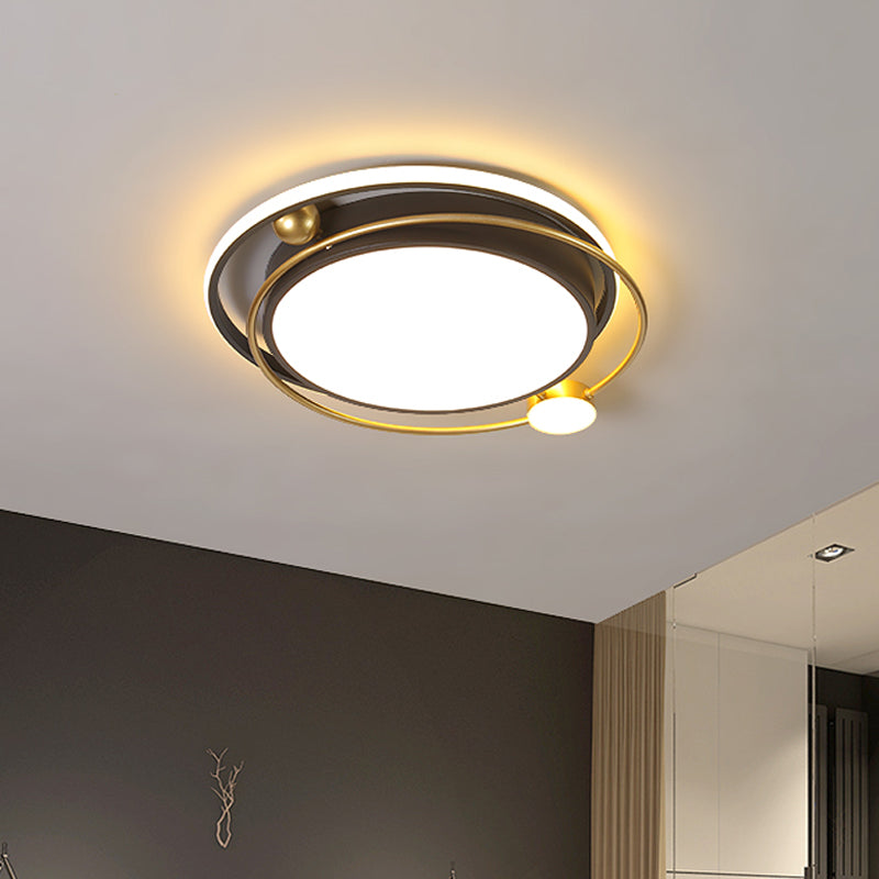 Metallic Circular Flush Light Fixture Minimalist LED Flush Mount Lighting in Black-Gold
