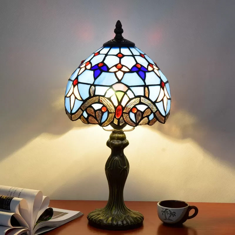 1 Licht 6 "/8" W gewölbte Tischlampe Barockstil Buntglas Schlafzimmer Tischbeleuchtung in Blau/Braun