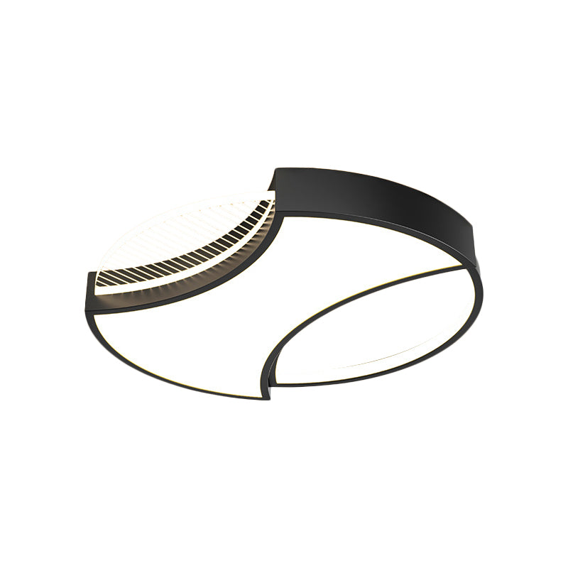 Geometric Flush Mount Light Modern Metal Style 18"/21.5" Width LED Bedroom Flush Ceiling Lamp in Black/Gold