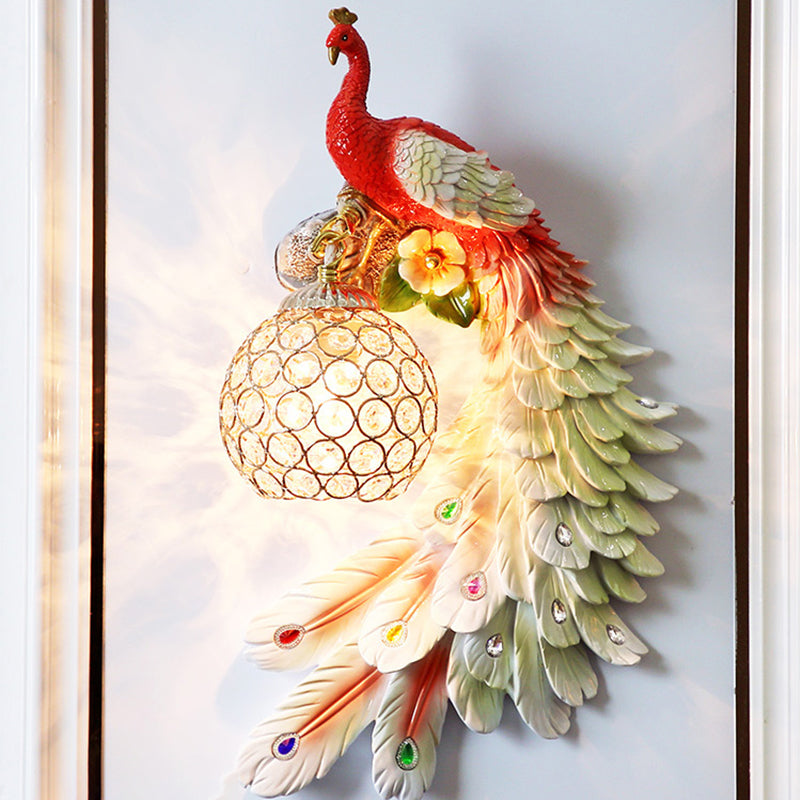 Cotta de pared de pavo real un solo cabeza Cottage White/Red/Blue Resin Wall Lighture con sombra de cristal K9 transparente, izquierda/derecha