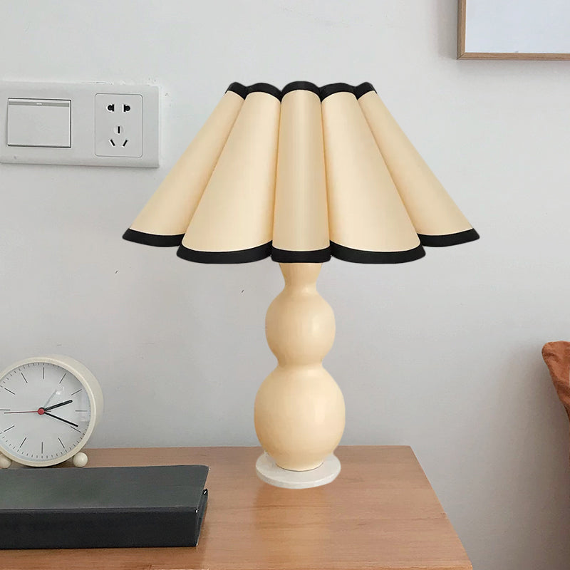 Nordic Flared Night Lamp Fabric 1-Bulb Bedside Table Lighting with Porcelain Gourd Base in Coffee/Beige
