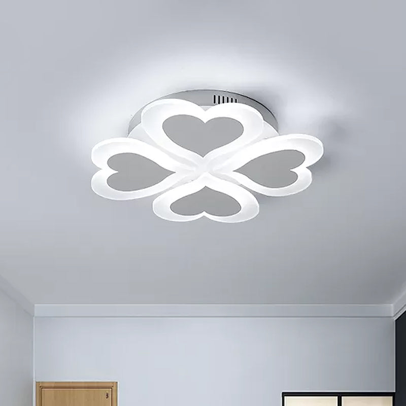 Clover Ceiling Lighting Modernism Acrylic Sleeping Room LED Flush Mount Fixture in White