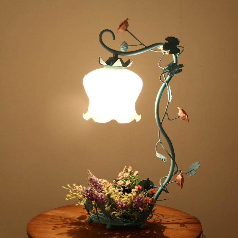 Lampada da scrivania vintage a fiori 1 illuminazione da comodino in vetro color crema chiaro con decorazioni a rose e foglie in bianco/beige/blu