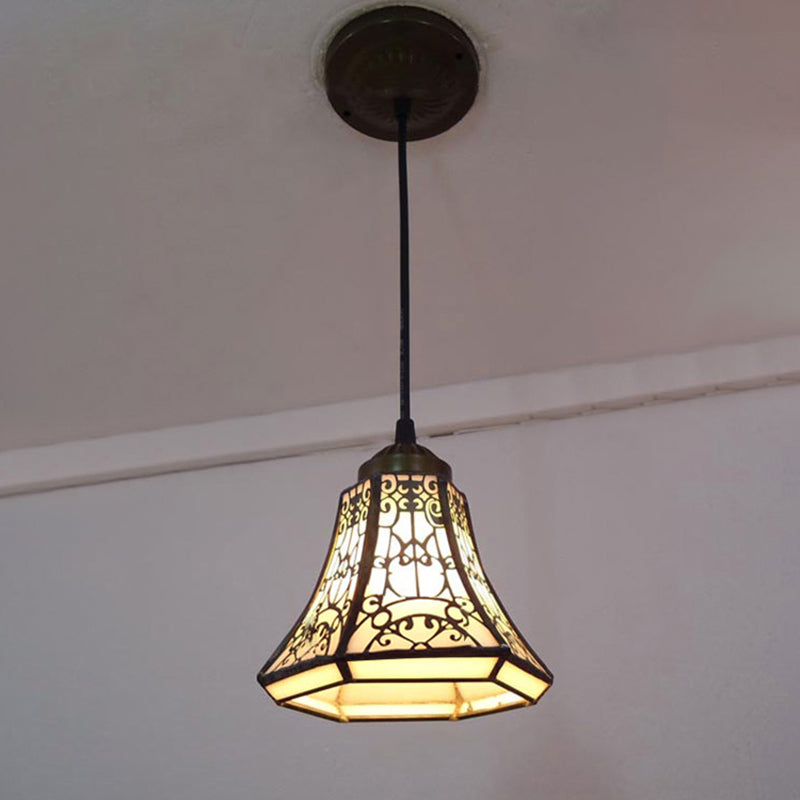 Tiffany Bell Down Mini Pendentif 1 Light Suspension de plafond en vitrail léger Lampe à suspension pour escalier