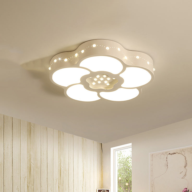 Simplicity Flower/Moon Flush Mount Faceted Crystal LED Bedroom Ceiling Light Fixture in Chrome