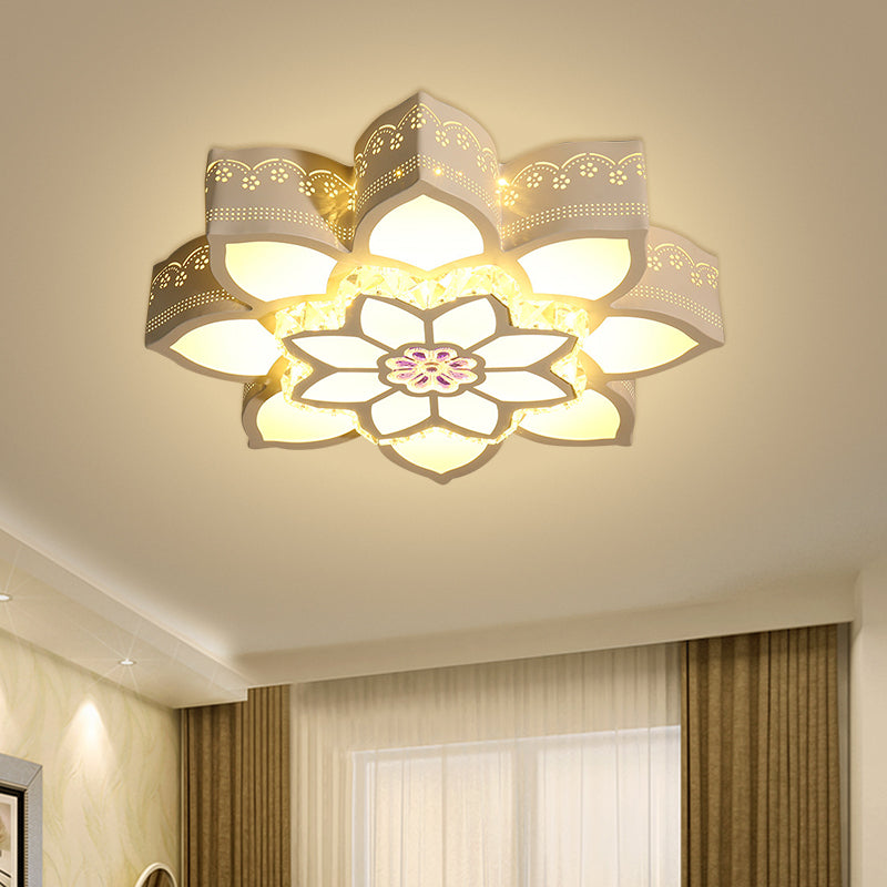 Hand-Cut Crystal Lotus Flush Mount Modernism LED White Close to Ceiling Lighting