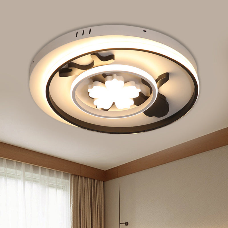 Doughnut Parlor Flush Mount Lamp Metal 19.5"/23.5" Wide LED Simplicity Ceiling Flush with Floral Design in Black