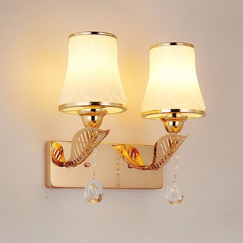 Luz montesa de pared de campana Modernista Vidrst Glass Gold Lighting con caída de cristal