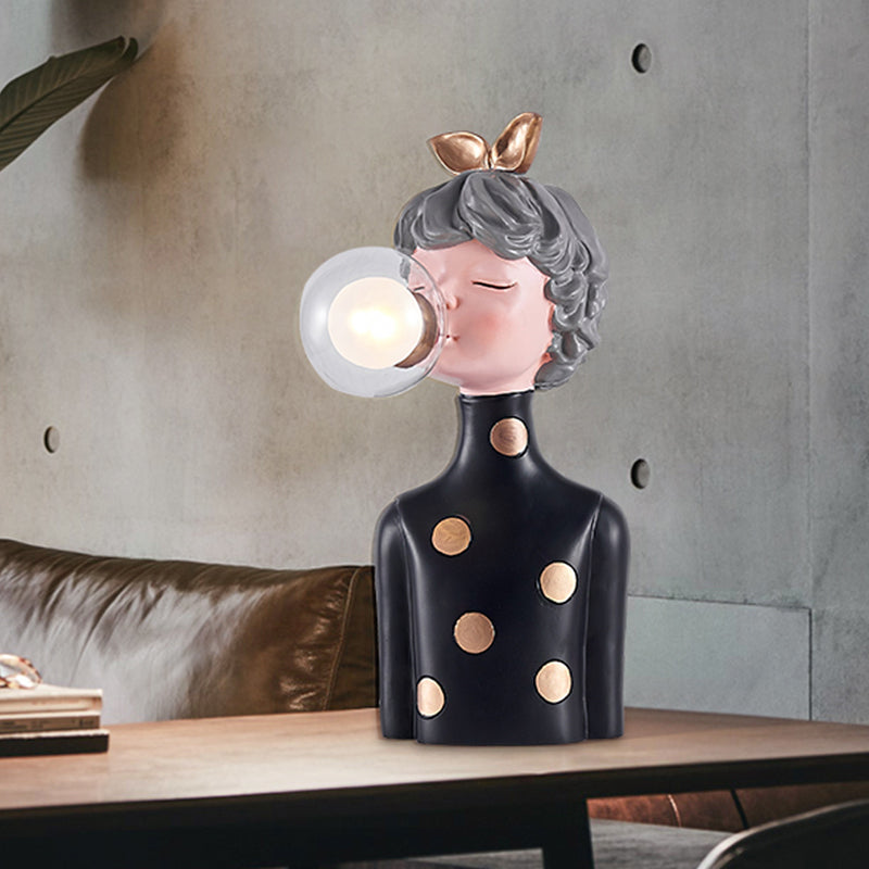 Blooking Bubble Girl Resin Desk Light Cartoon 1 lampada Nera Black Night con tonalità in vetro trasparente/blu/verde